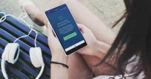 How to Connect a Wallet to DeFi Applications?